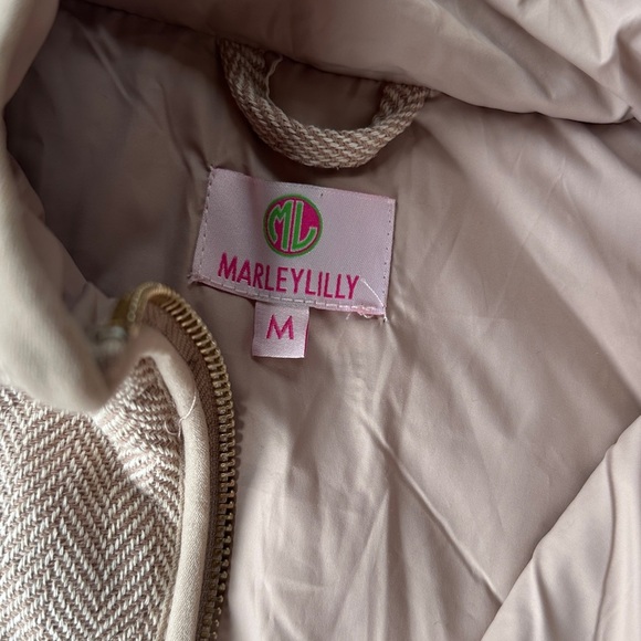 Marleylilly Vest Womens M Biege Gorpcore Pockets Warm Cozy Embroidered Logo - Picture 2 of 3